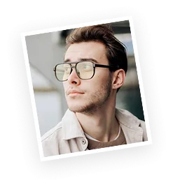 Man in a sample Zobeya Discover profile