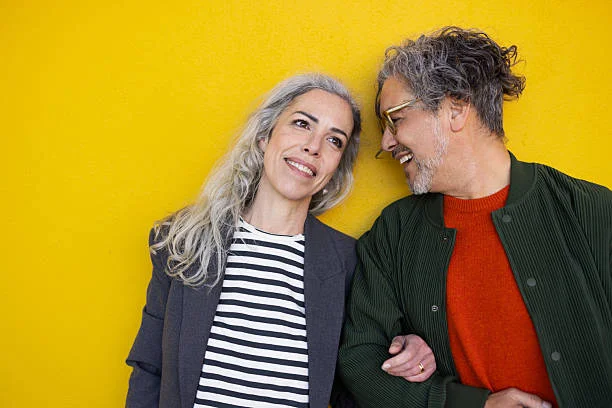 Mature-couple-enjoying-a-romantic-date-together